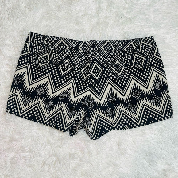 EUC J. Crew Textured Allover Print Chino Shorts 12 Diamond Ikat - Picture 10 of 15